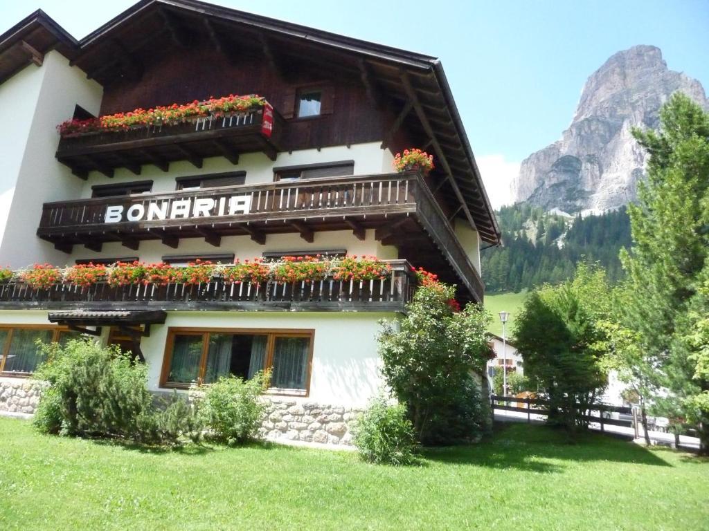 Garni Bonaria Apart otel Corvara In Badia Dış mekan fotoğraf